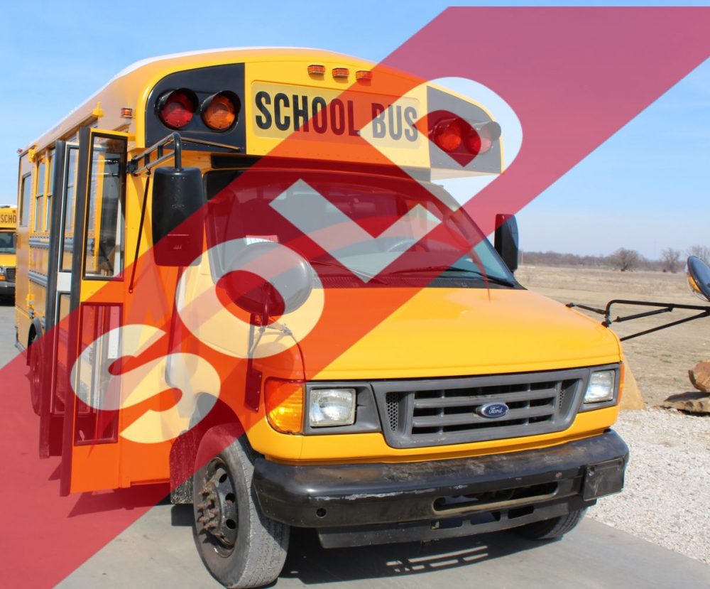 2006 Ford Minotour 18 Pass+1 W/C