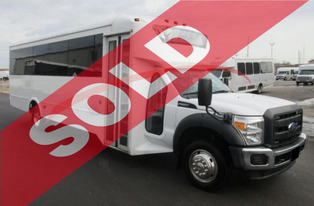 2014 Ford Glaval 33-Pass