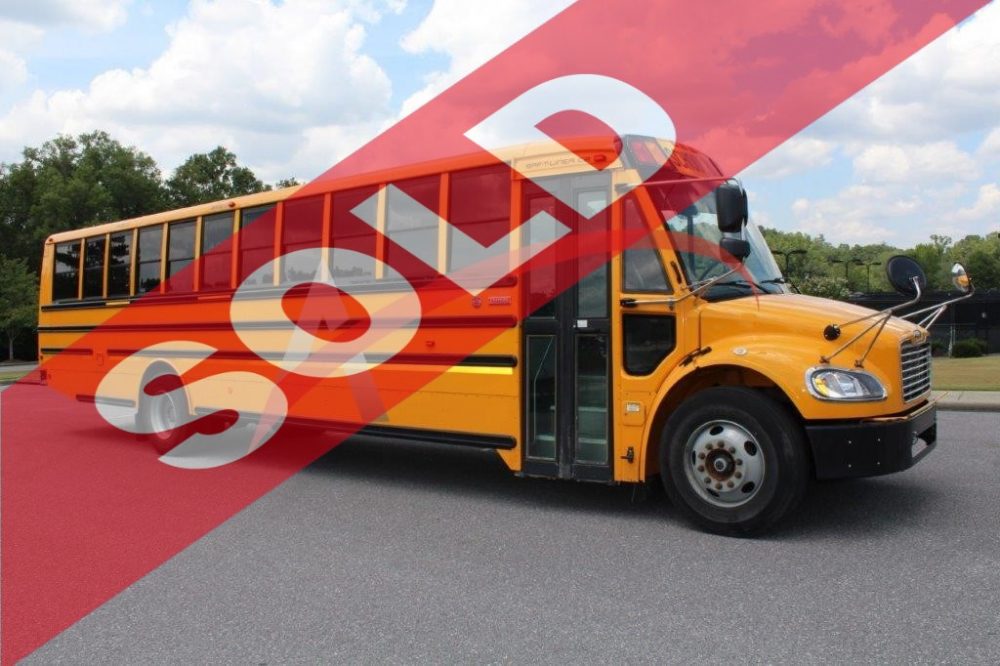 2017 Thomas Saf-T-Liner C2 72 Passenger - GAD5