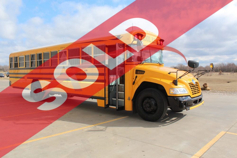 2017 Blue Bird Vision 71 Passenger - 3044