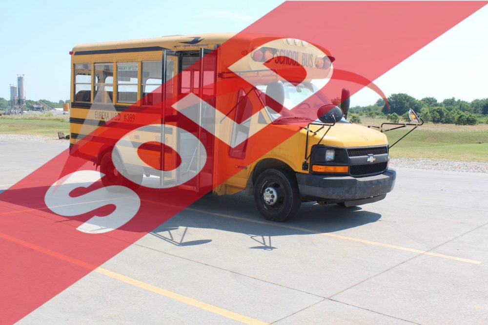 2004 Chevy Thomas Minotour 23 Passenger - 3046