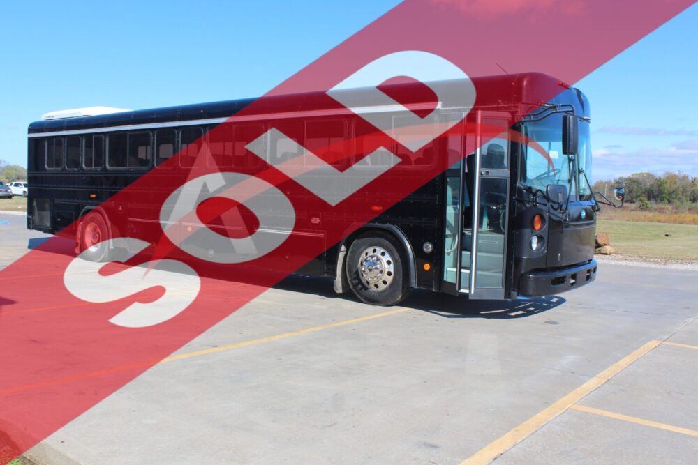 2013 Blue Bird All American RE 46 Passenger - 3164