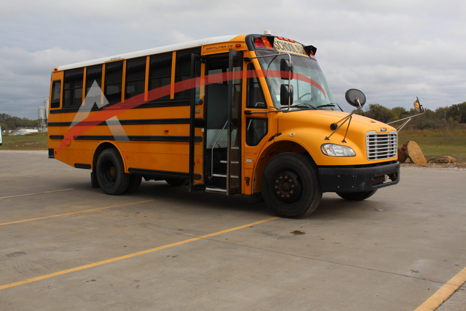 2015 Thomas Saf-T-Liner C2 47 Passenger - 3329