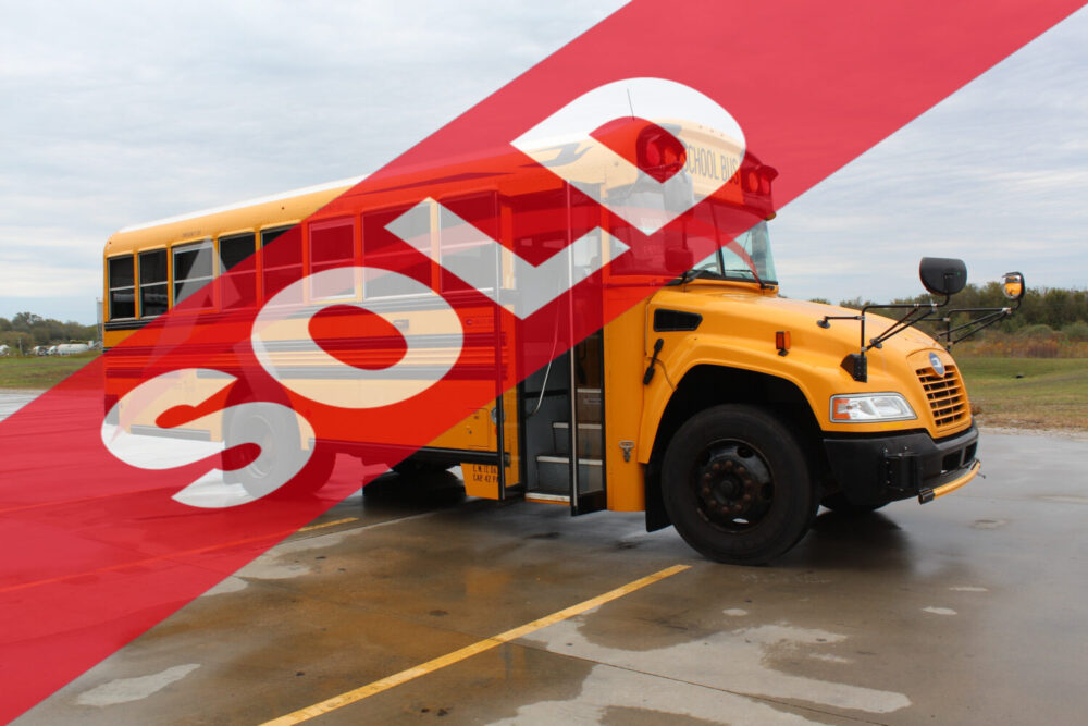 2016 Blue Bird Vision 42 Passenger - 3551