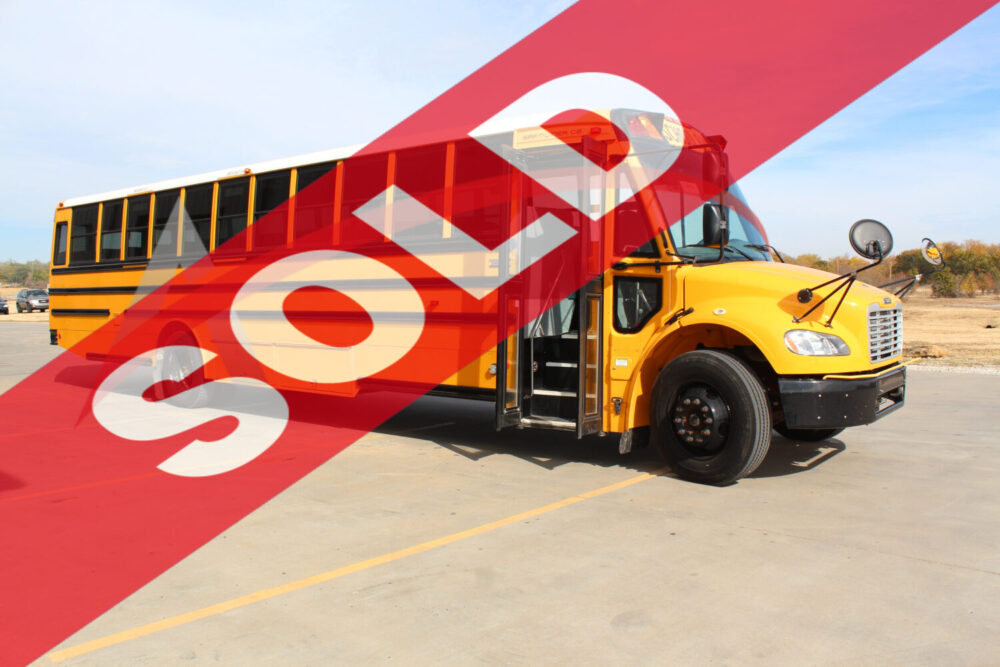 2019 Thomas Saf-T-Liner C2 77 Passenger - 3402