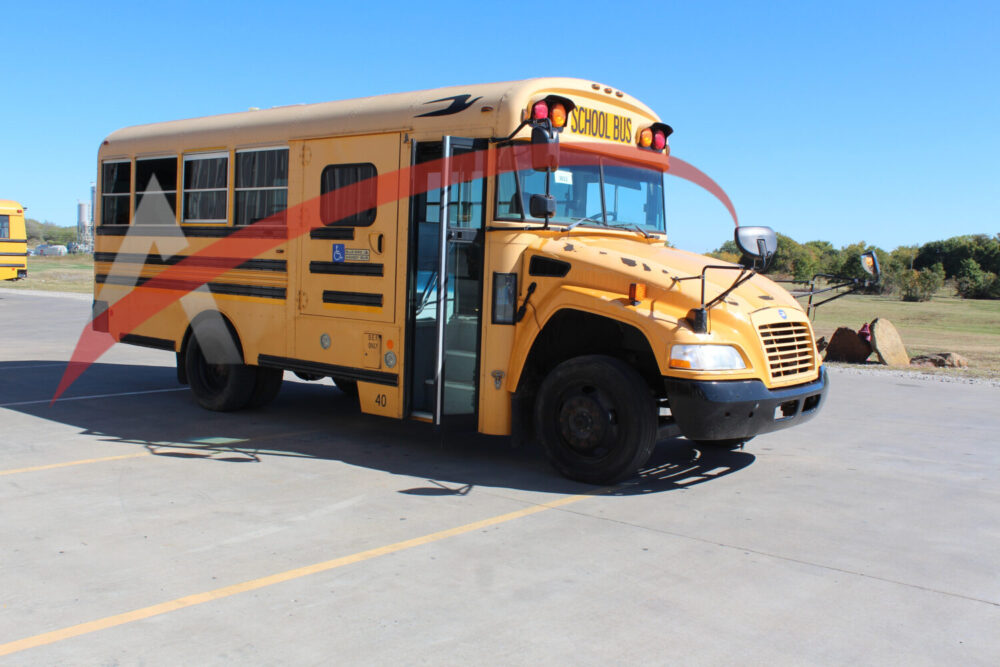 2012 Blue Bird Vision 12 Passenger + 2 Wheelchair - 3611