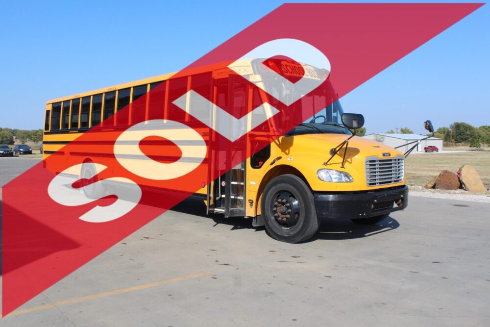 2019 Thomas Saf-T-Line C2 77 Passenger - 3616