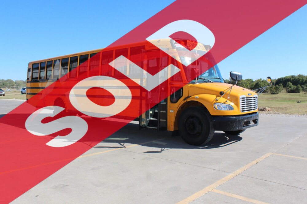 2020 Thomas Saf-T-Liner C2 77 Passenger - 3624