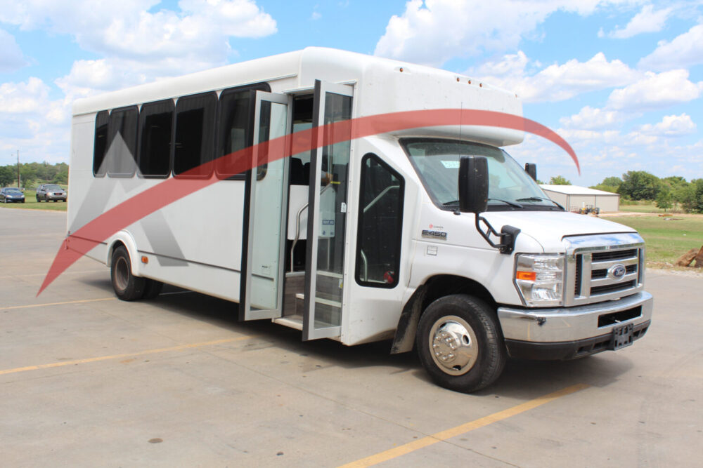 2017 Ford E450 25 Passenger - 3664