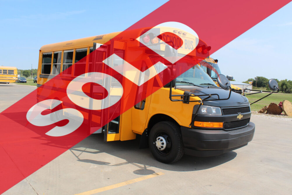 2022 Chevy Thomas Minotour 29 Passenger - 3689