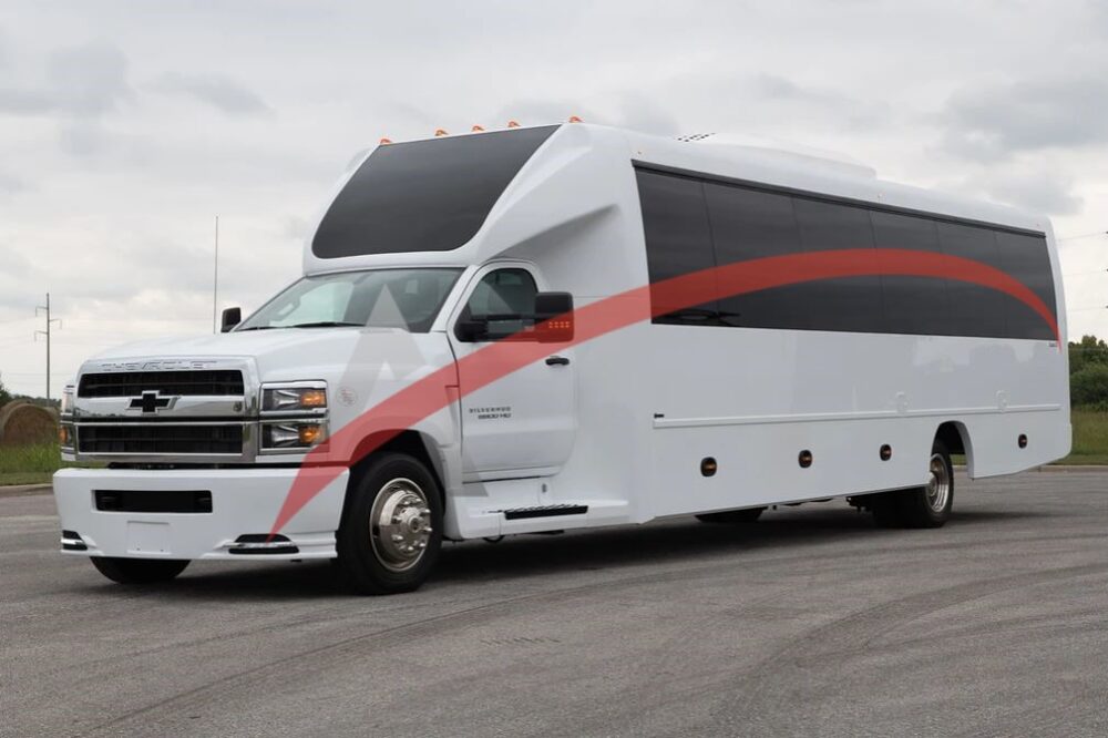 2023 American VIP Pro 36 Passenger - 3822