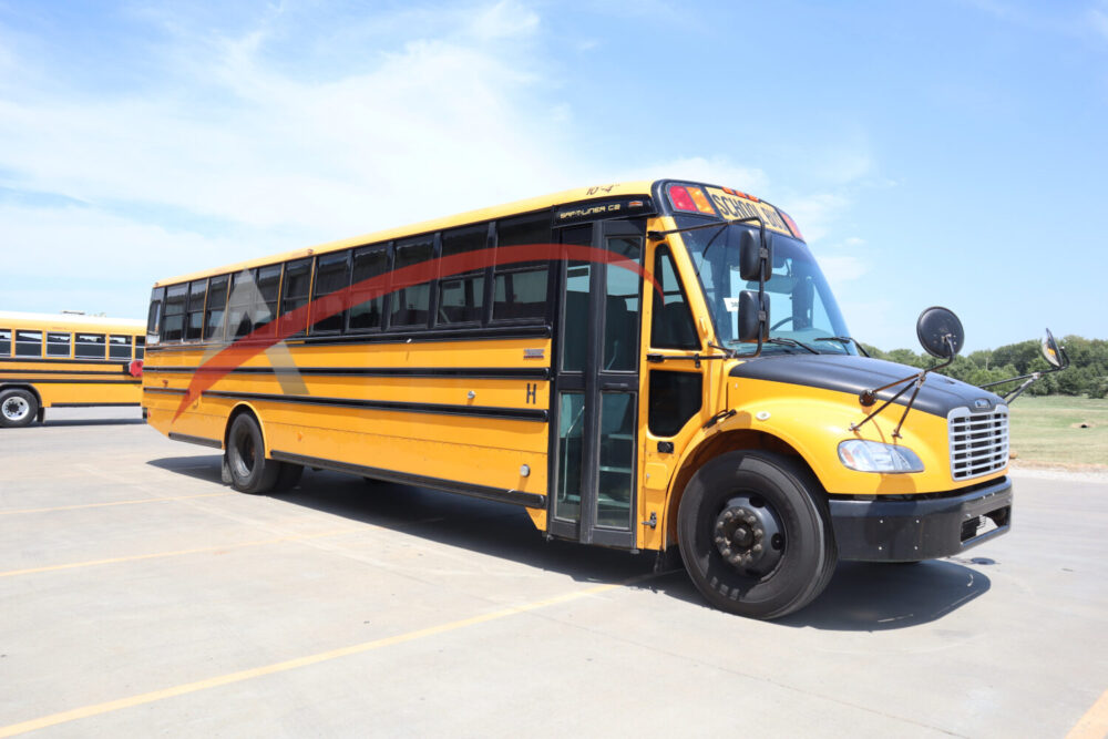 2018 Thomas Saf-T-Liner C2 77 Passenger - 3853