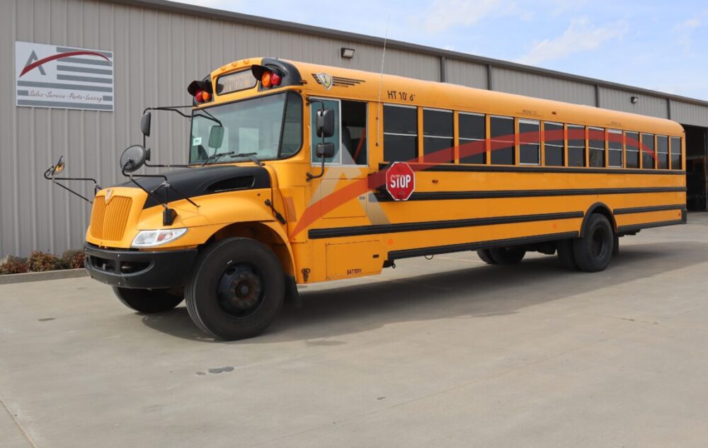 2019 International CE 77 Passenger - 3934