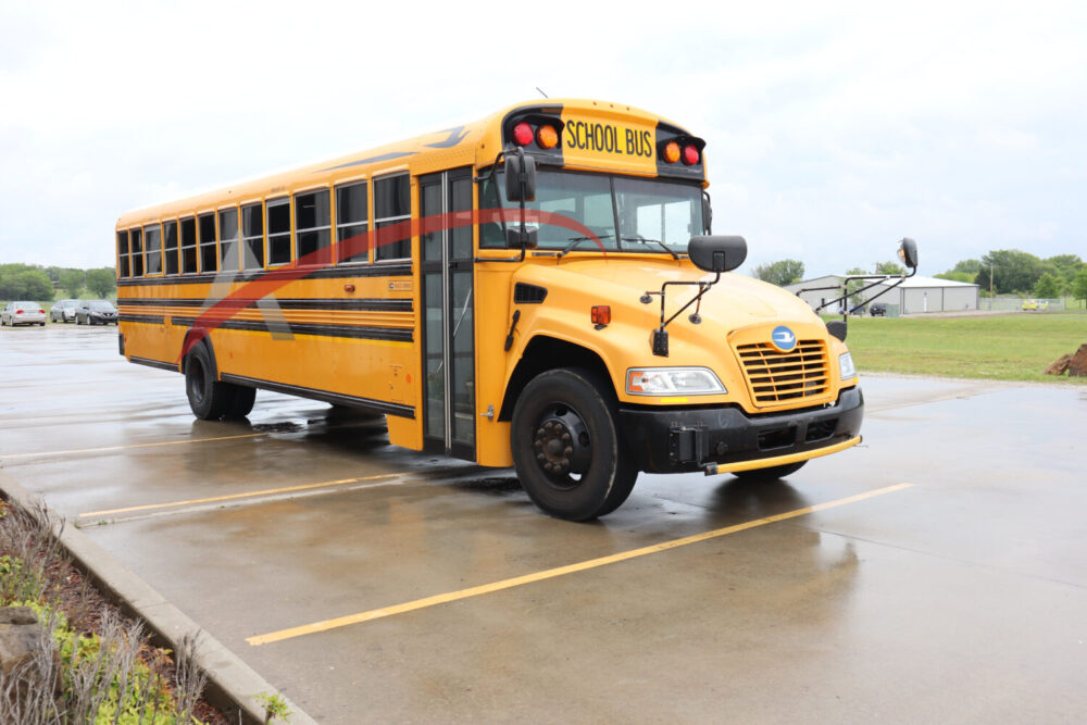 2017 Blue Bird Vision 71 Passenger - 3945