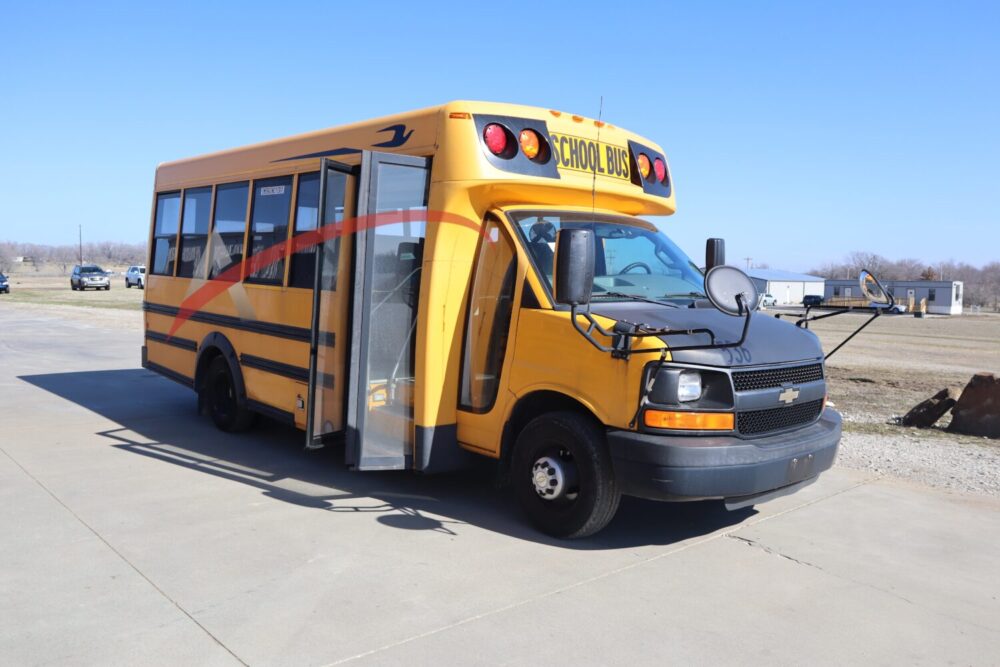 2016 Chevy Micro Bird 29 Passenger - 3995