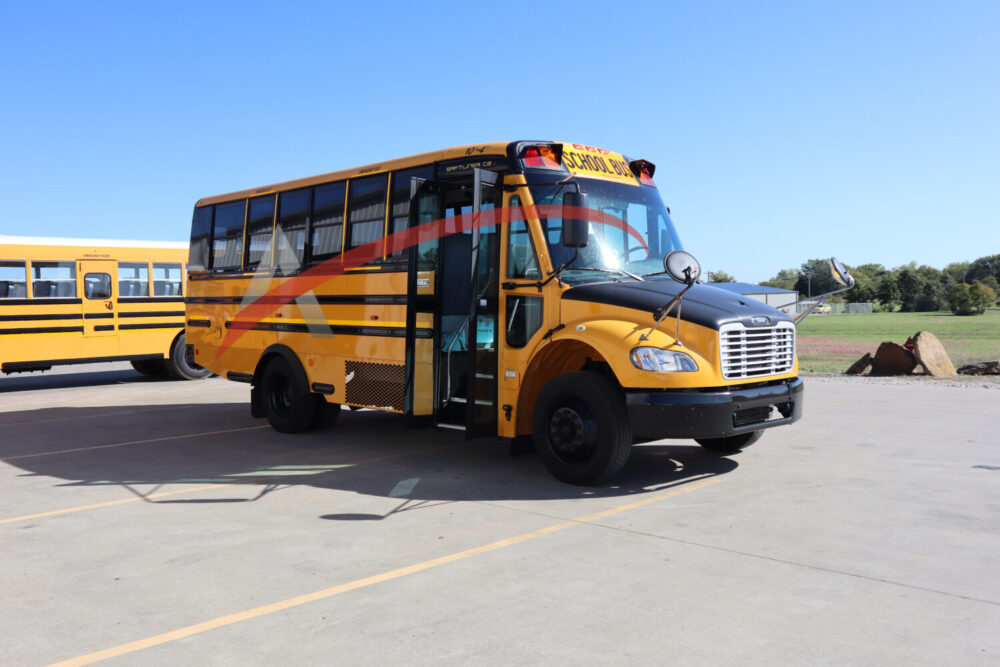 2019 Thomas Saf-T-Liner C2 43 Passenger - 4026