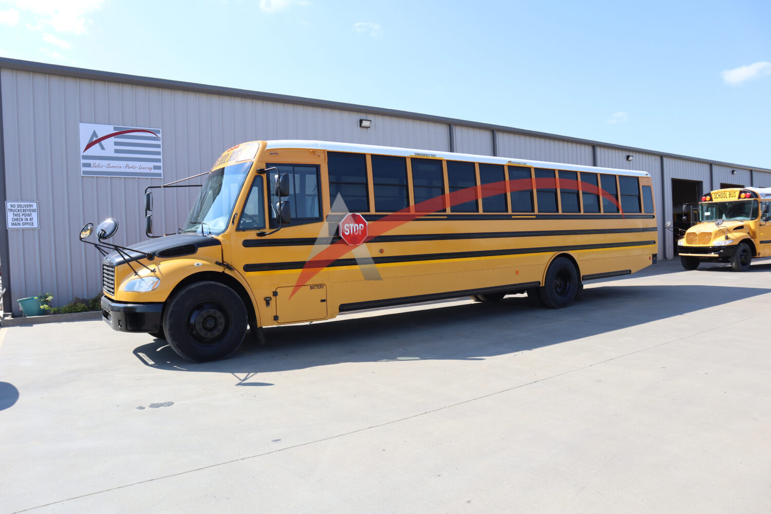 2018 Thomas Saf-T-Liner C2 77 Passenger - 3984