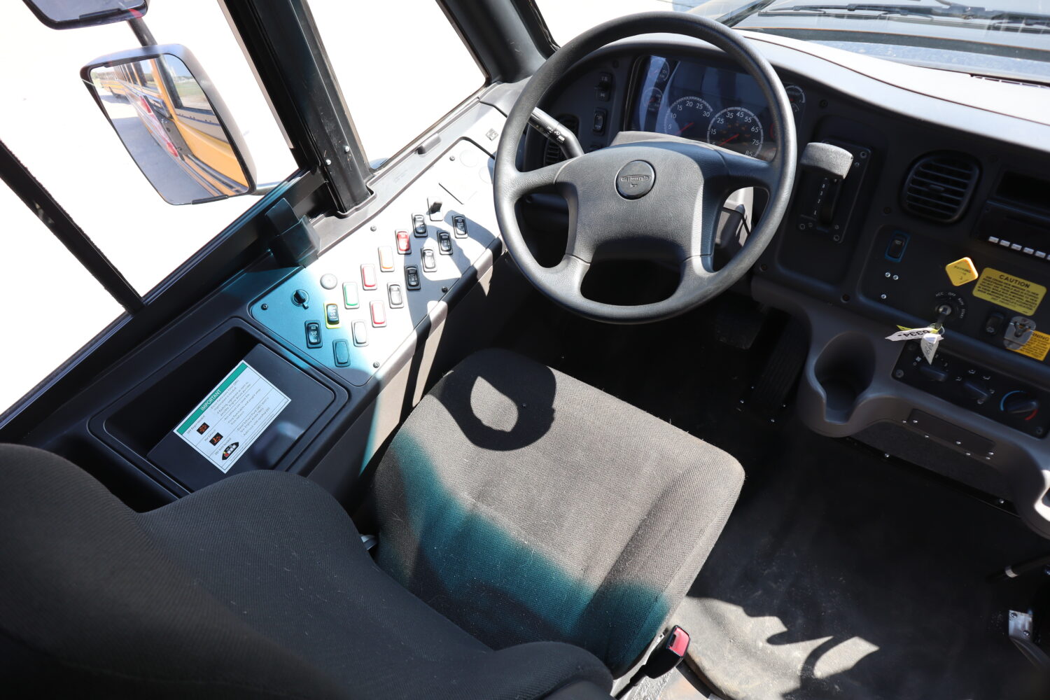 2018 Thomas Saf-T-Liner C2 77 Passenger - 3984