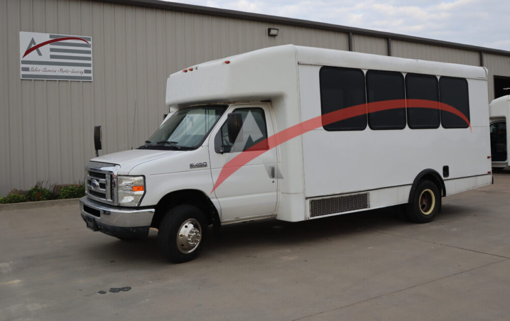 2014 Ford E450 25 Passenger - 4039