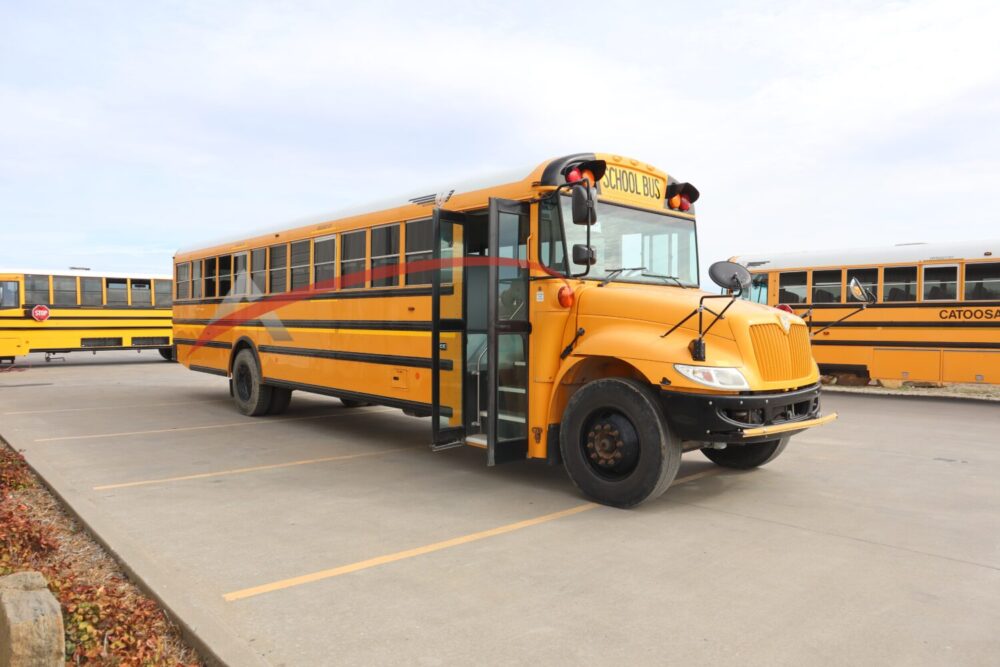 2017 International CE 71 Passenger - 4095