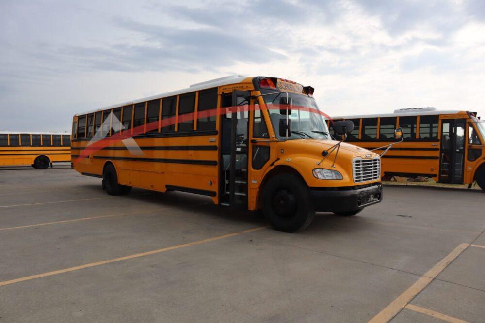 2020 Thomas Saf-T-Liner C2 77 Passenger - 4102