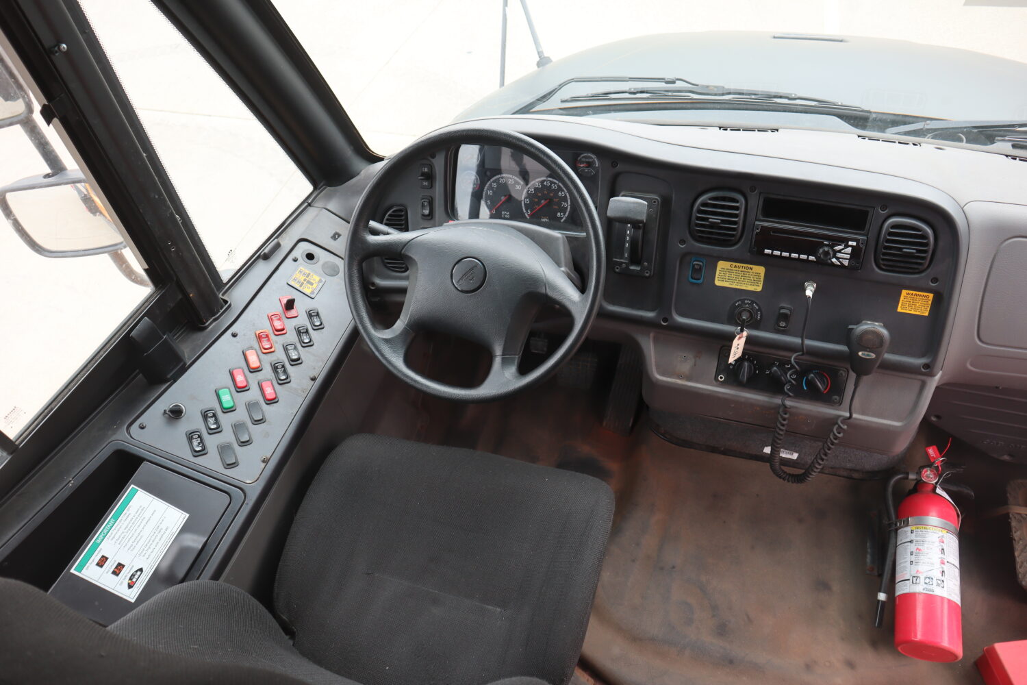 2018 Thomas Saf-T-Liner C2 77 Passenger - 4126