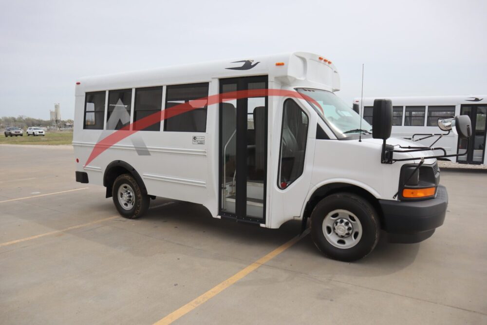 2017 Chevy Girardin 14 Passenger - 4192