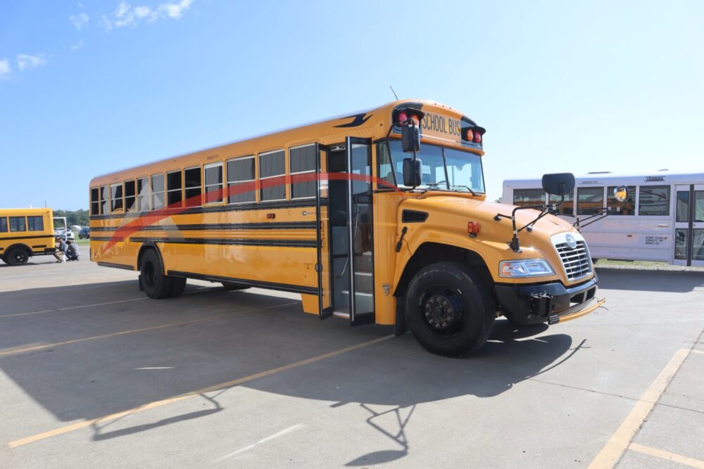 2020 Blue Bird Vision 71 Passenger - 4212