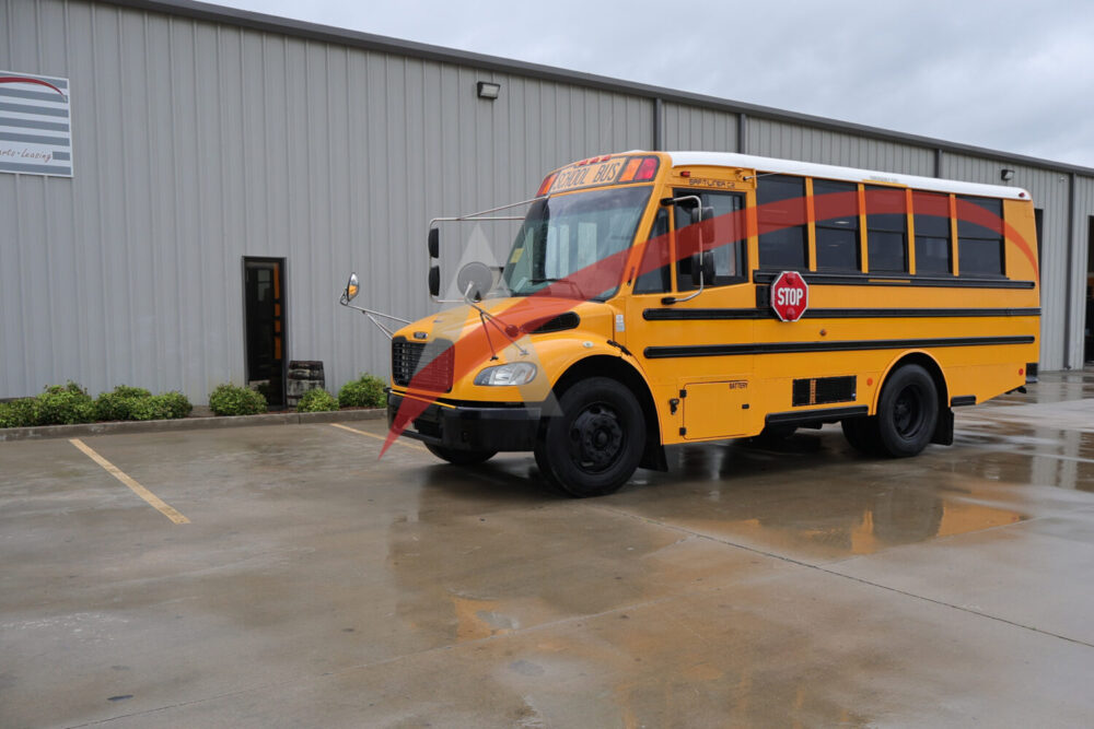 2018 Thomas Saf-T-Liner C2 35 Passenger - 4225