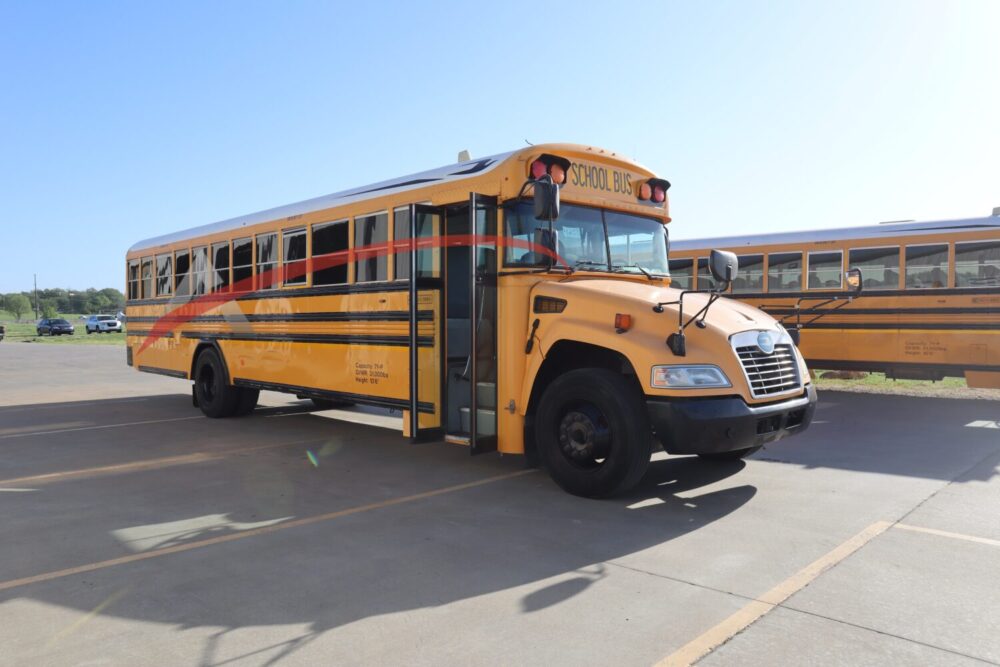 2015 Blue Bird Vision 71 Passenger - 4258