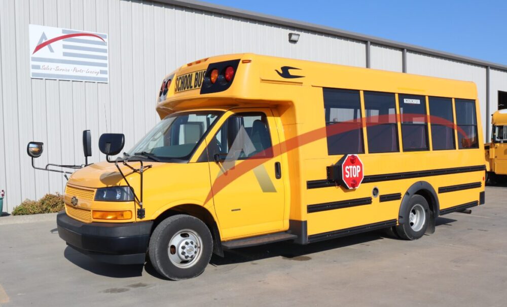 2020 Chevy Micro Bird 29 Passenger - 4300