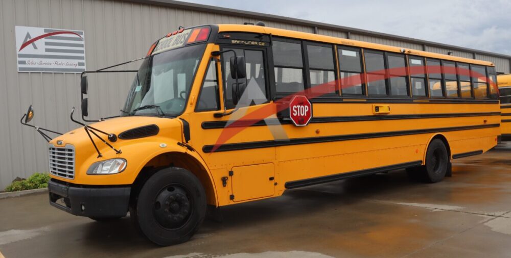 2017 Thomas Saf-T-Liner C2 71 Passenger - 4317