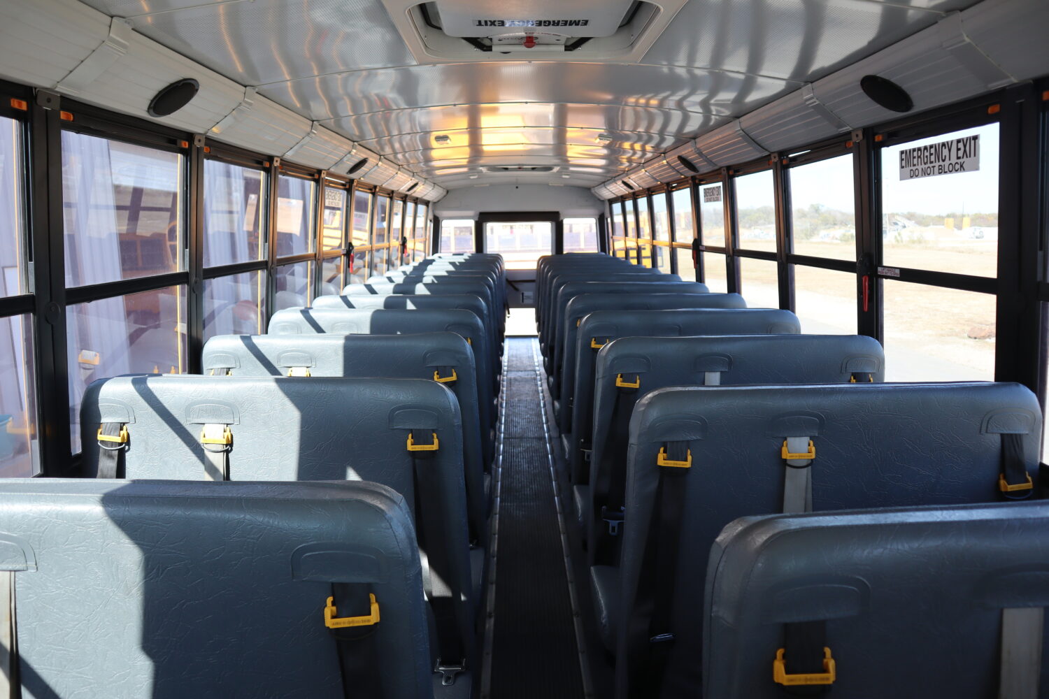 2021 Thomas Saf-T-Liner C2 77 Passenger - 4189