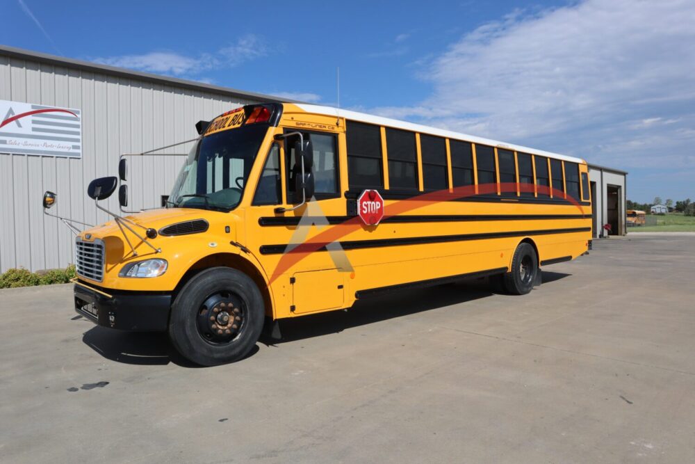 2020 Thomas Saf-T-Liner C2 77 Passenger - 4171