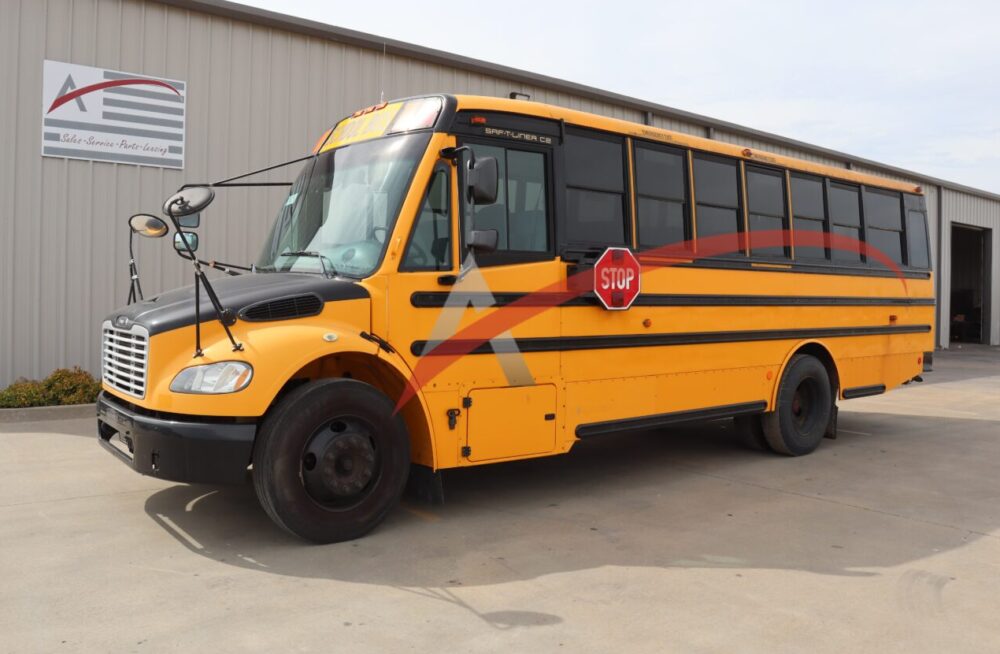 2015 Thomas Saf-T-Liner C2 47 Passenger - 4296