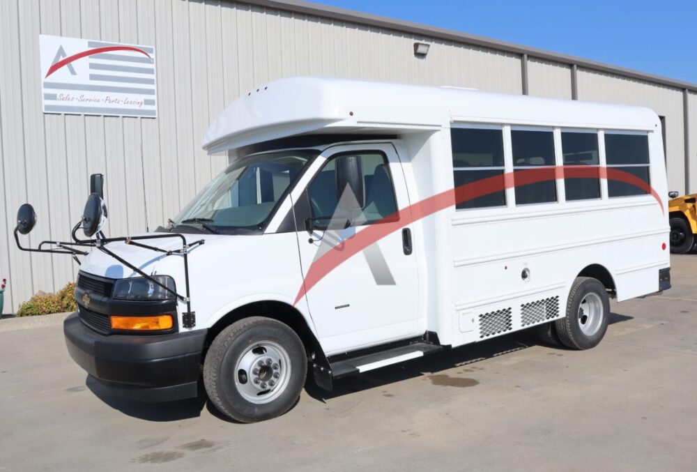 2024 Chevy Minotour 14 Passenger - 4308