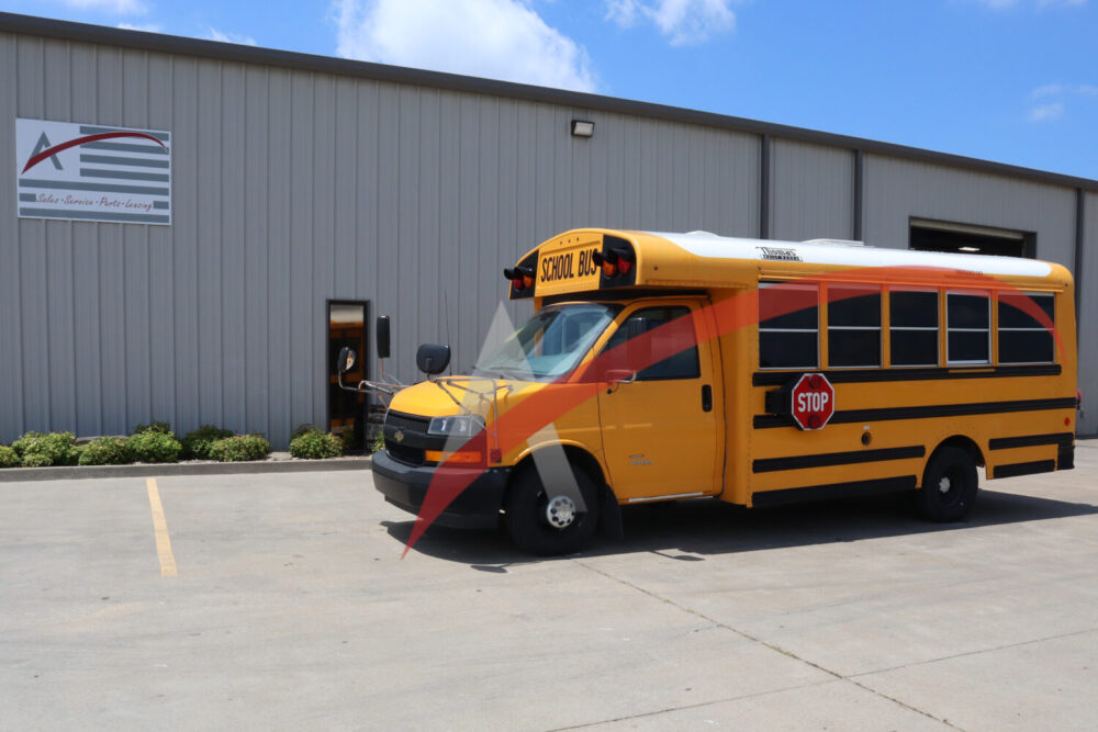 2020 Chevy Minotour 30 Passenger - 4184