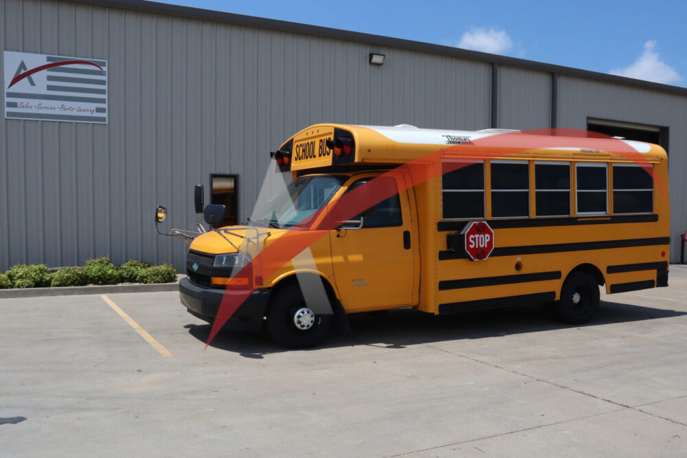 2020 Chevy Minotour 30 Passenger - 4185