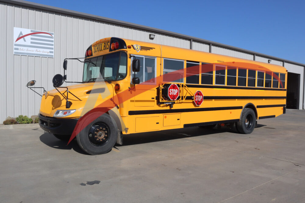 2016 International CE 65 Passenger - 4328