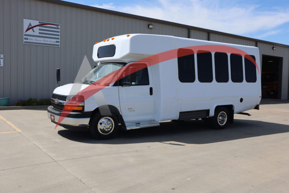 2025 American VIP 14 Passenger + Rear Luggage- 4332