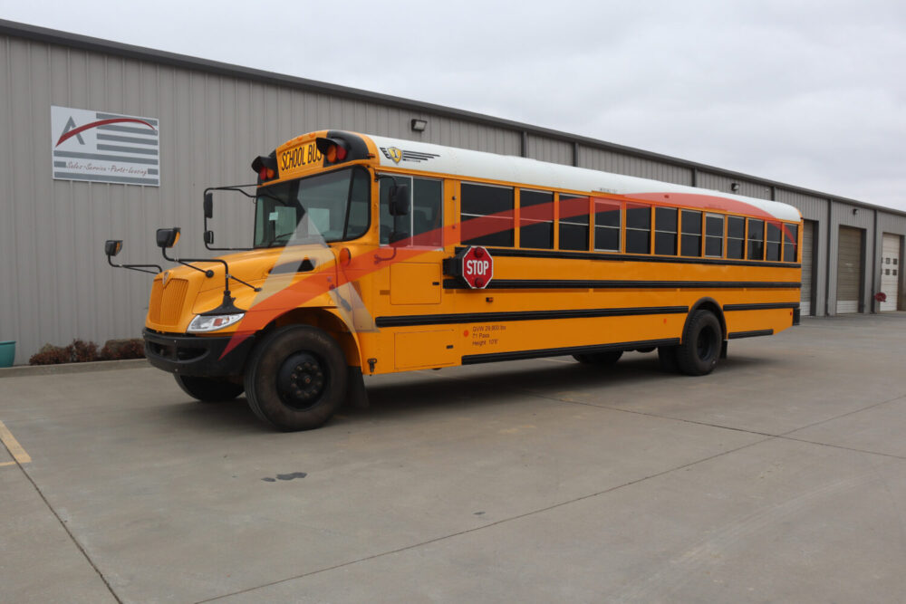 2019 International CE 71 Passenger - 4356