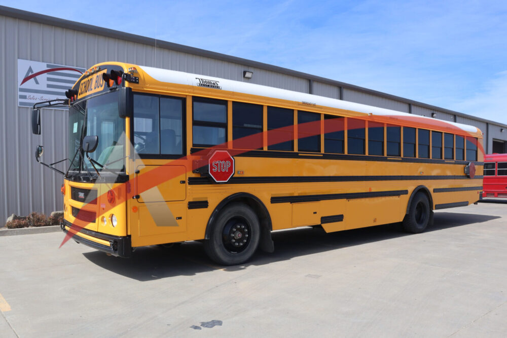 2015 Thomas EFX 83 Passenger - 4357