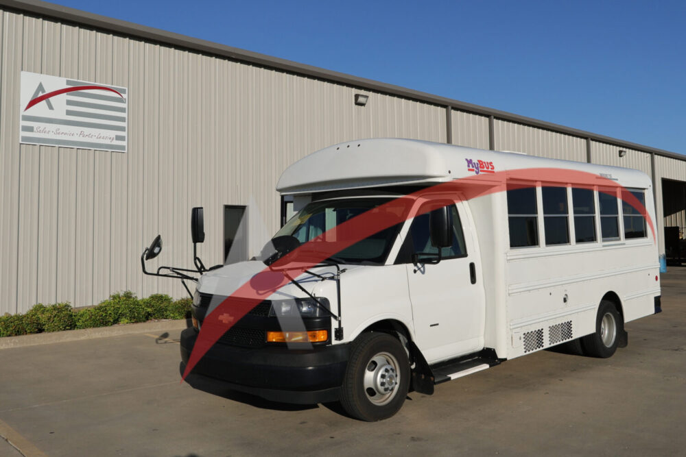 2022 Chevy Minotour 14 Passenger - 4360