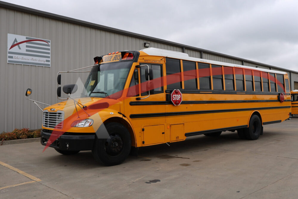 2023 Thomas Saf-T-Liner C2 77 Passenger - 4375