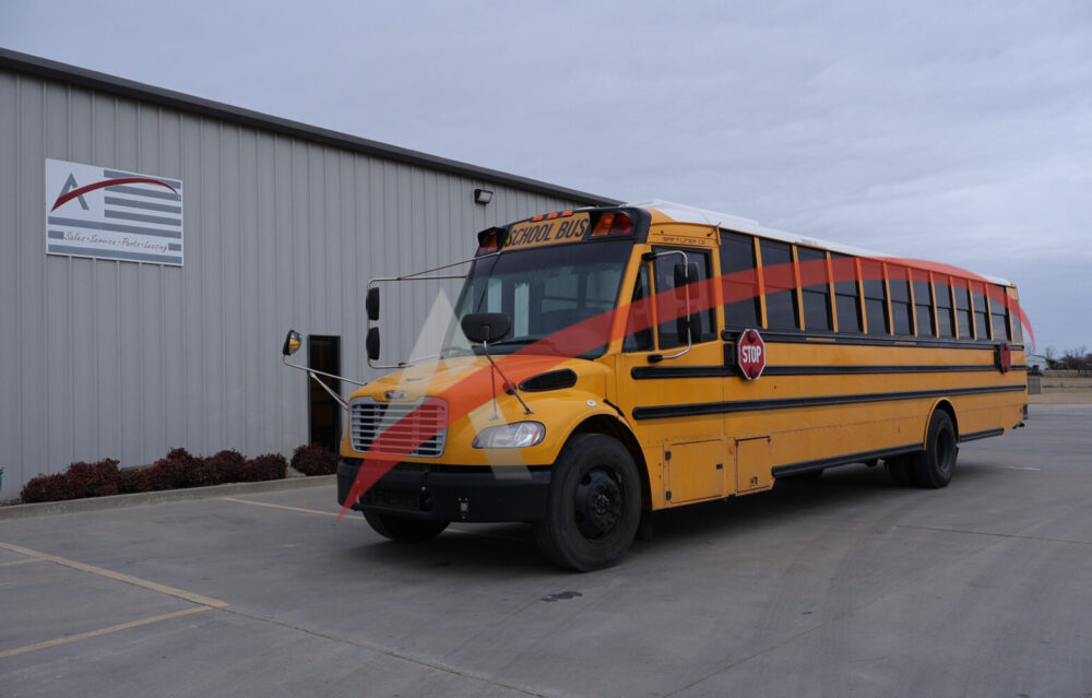 2023 Thomas Saf-T-Liner C2 77 Passenger - 4378