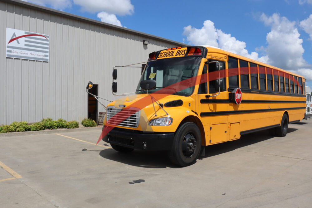 2023 Thomas Saf-T-Liner C2 77 Passenger - 4386