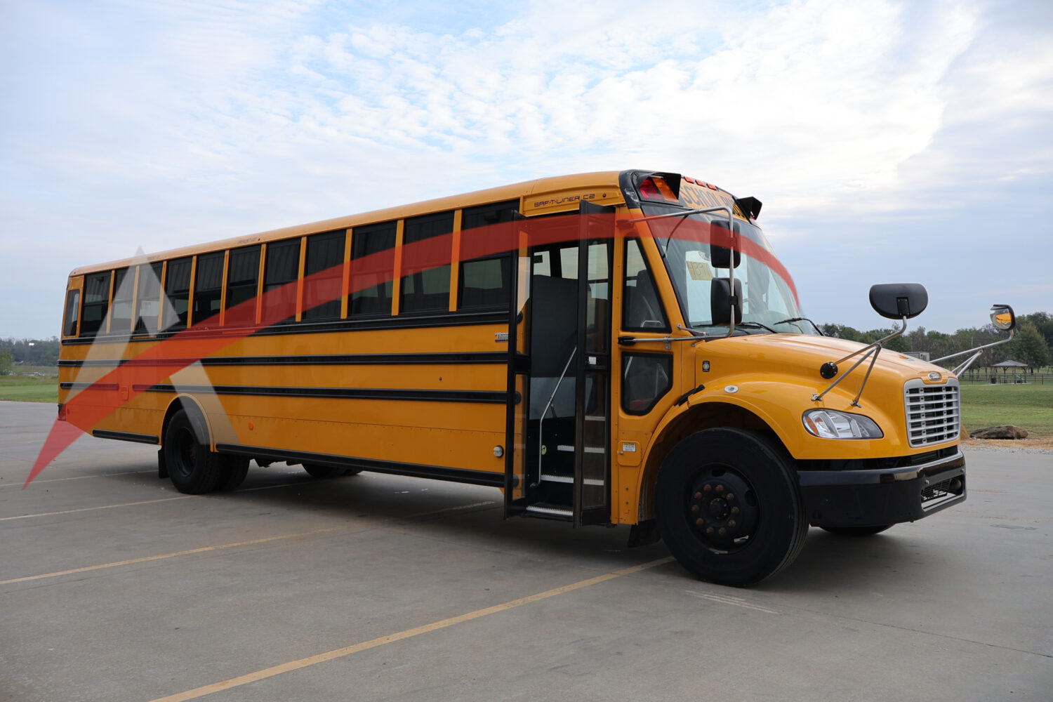 2022 Thomas Saf-T-Liner C2 77 Passenger - 4391