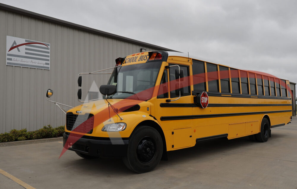 2022 Thomas Saf-T-Liner C2 77 Size