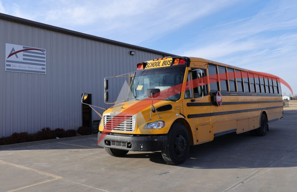 2022 Thomas Saf-T-Liner C2 77 Passenger - 4395