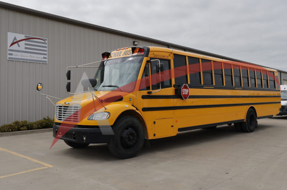 2022 Thomas Saf-T-Liner C2 77 Size